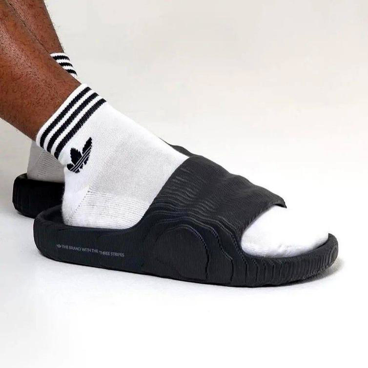 Adilette 22 слайд усі чорні